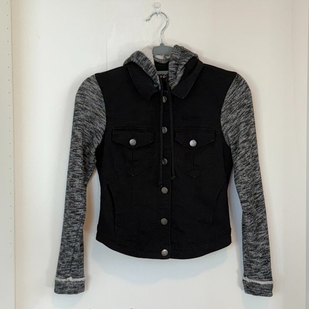 Tinsel Town Black Denim Jacket w/ Gray Sweater Sleeves & Detachable Hood – Size